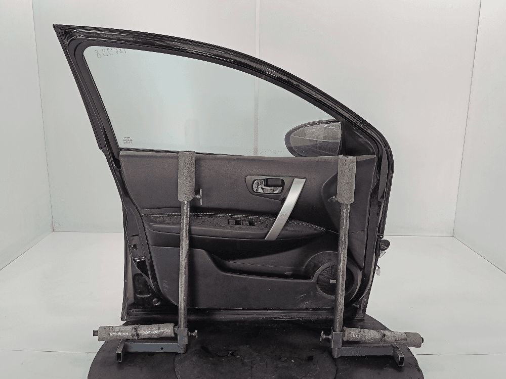Дверь передняя левая к Nissan Qashqai 1 (07-10)