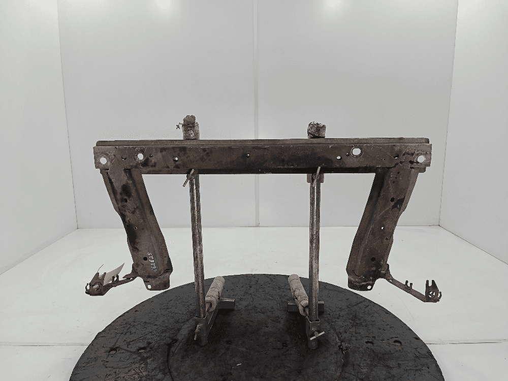 ΠΠ°Π»ΠΊΠ° ΠΏΠΎΠ΄ ΡΠ°Π΄ΠΈΠ°ΡΠΎΡ ΠΊ Renault Scenic 2 (03-06)