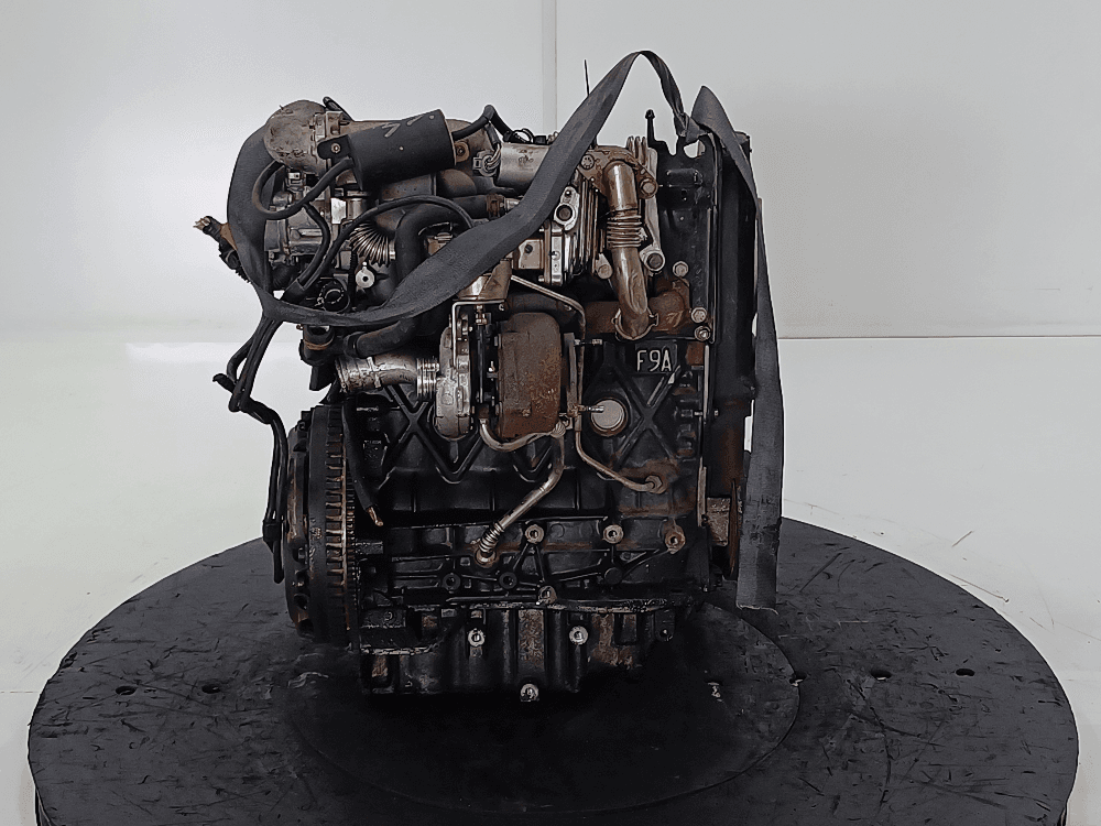 Двигатель к Renault Scenic 2 (03-06)