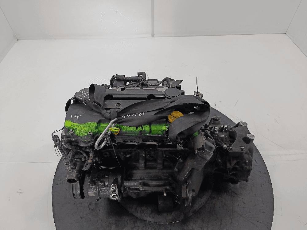 Двигатель к Opel Corsa D (06-11)