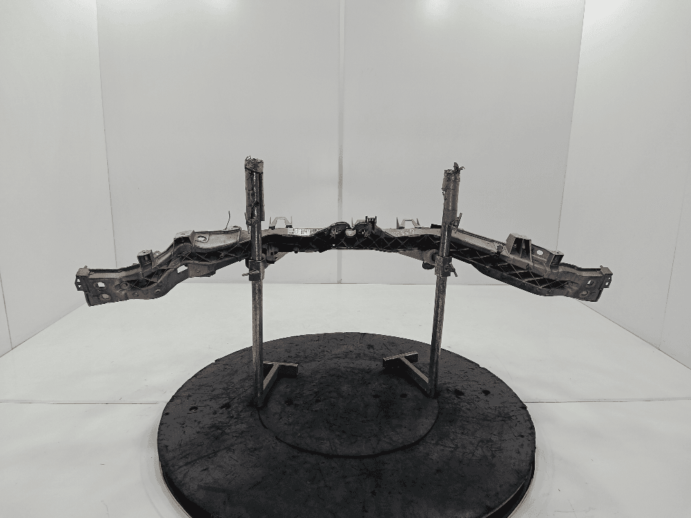 Передняя панель крепления облицовки (телевизор) к Ford C-Max 1 (03-07)