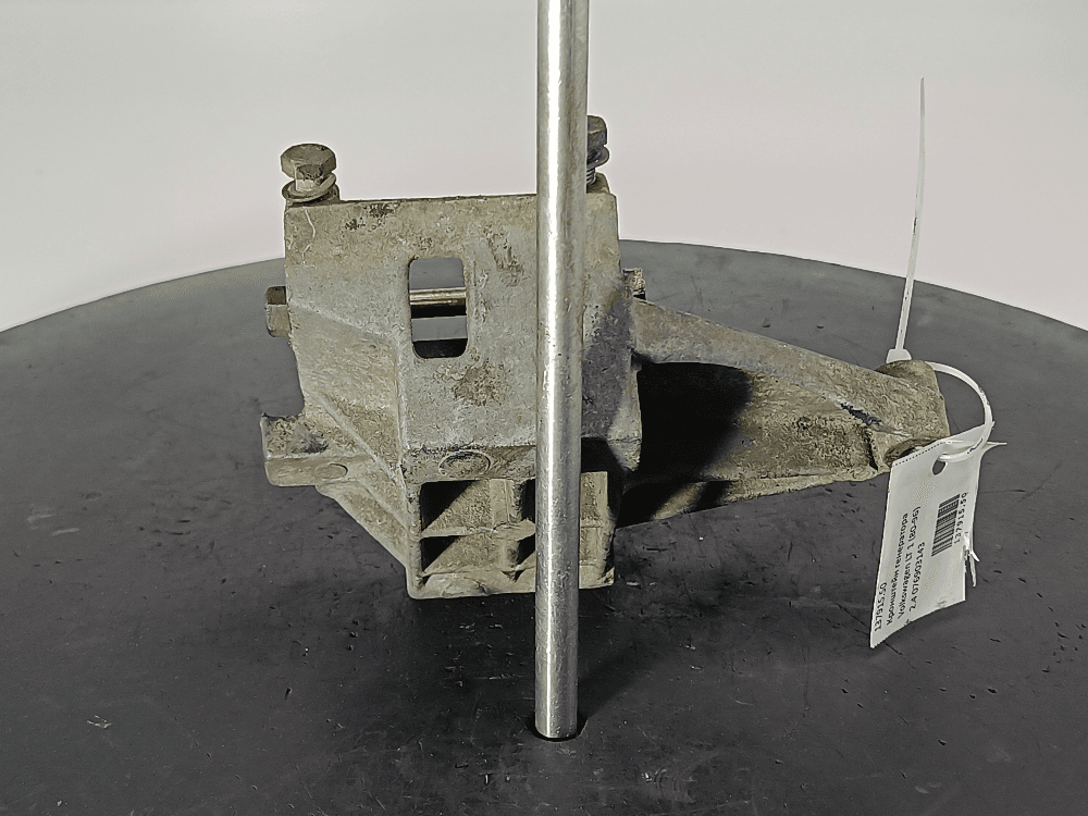 Кронштейн генератора к Volkswagen LT 1 (80-96)