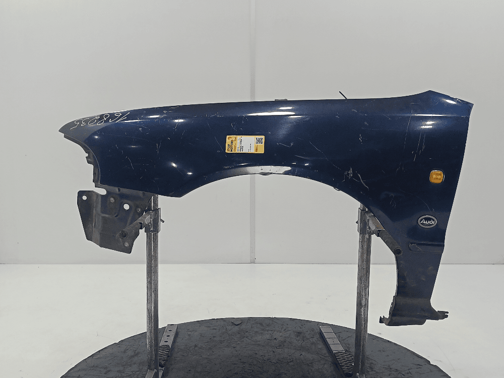 Крыло переднее левое к Audi A4 B5 (94-99)