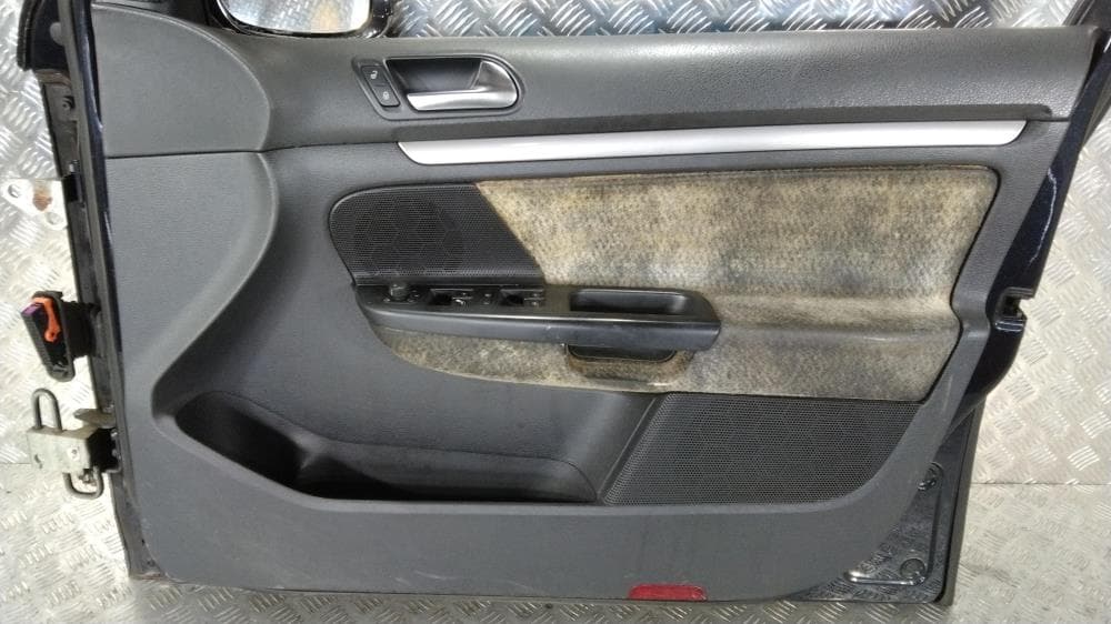 Дверь передняя правая к Volkswagen Golf 6 (08-15)