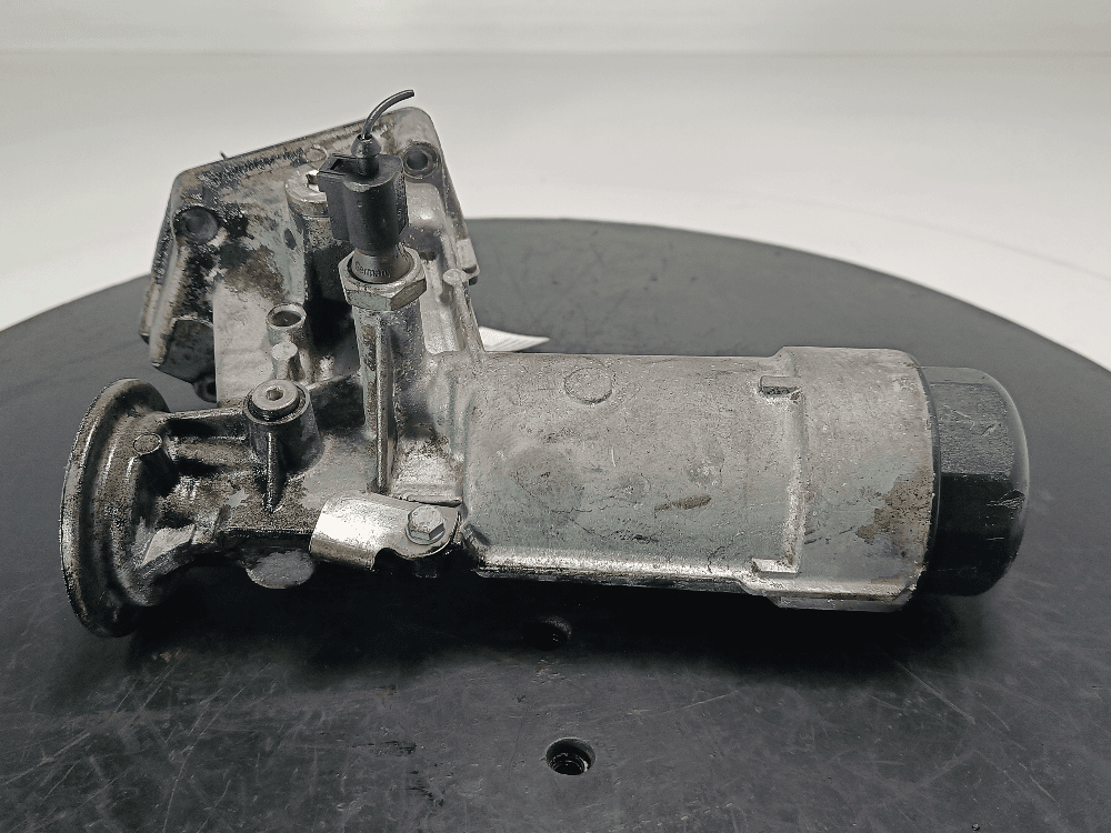 Корпус масляного фильтра к Volkswagen Golf 4 (97-06)