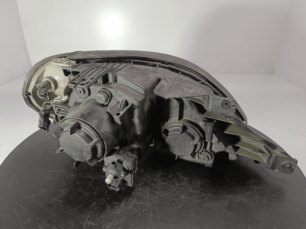 Фара левая к Hyundai Terracan (01-04)