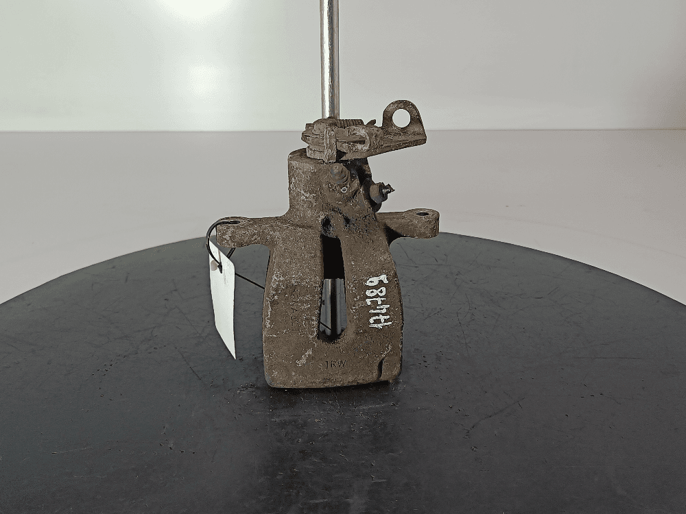 Суппорт задний правый к Renault Megane 2 (02-06)