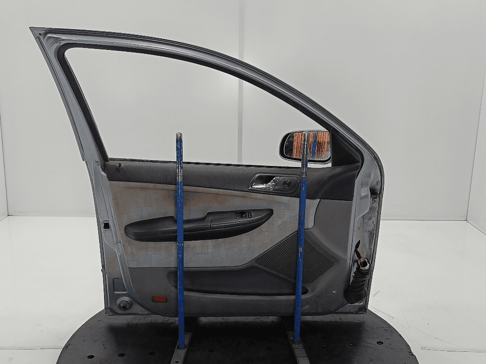 Дверь передняя левая к Skoda Fabia 1 (99-04)
