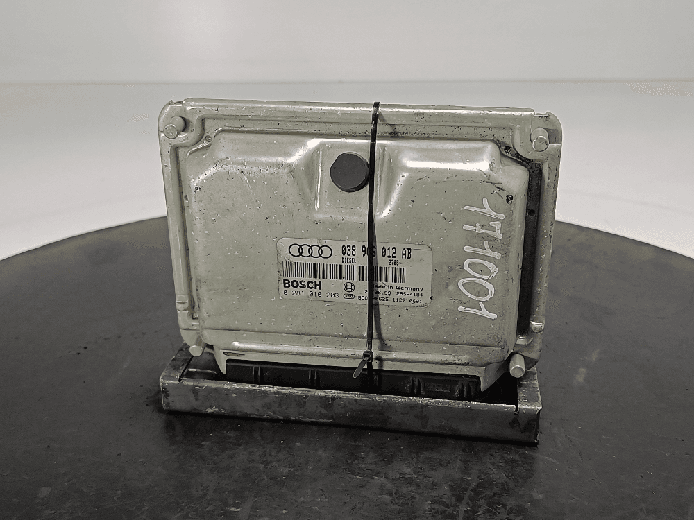 Блок управления двигателем к Audi A6 C5/4B Рестайлинг (01-04)