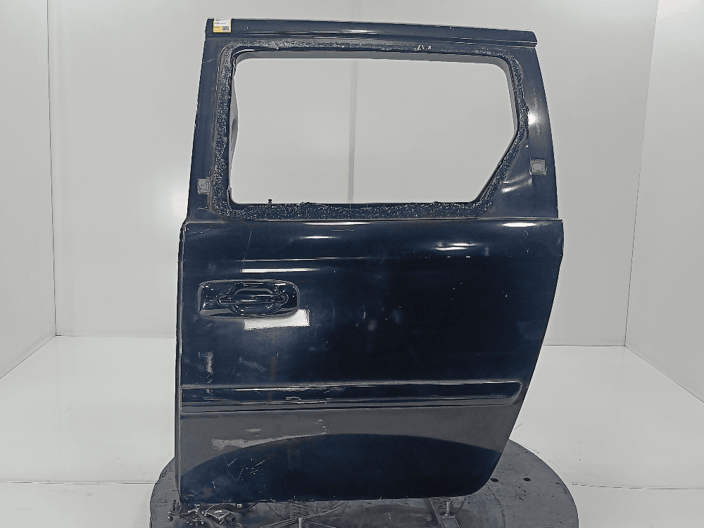 Дверь сдвижная левая к Chrysler Voyager 4 (01-04)