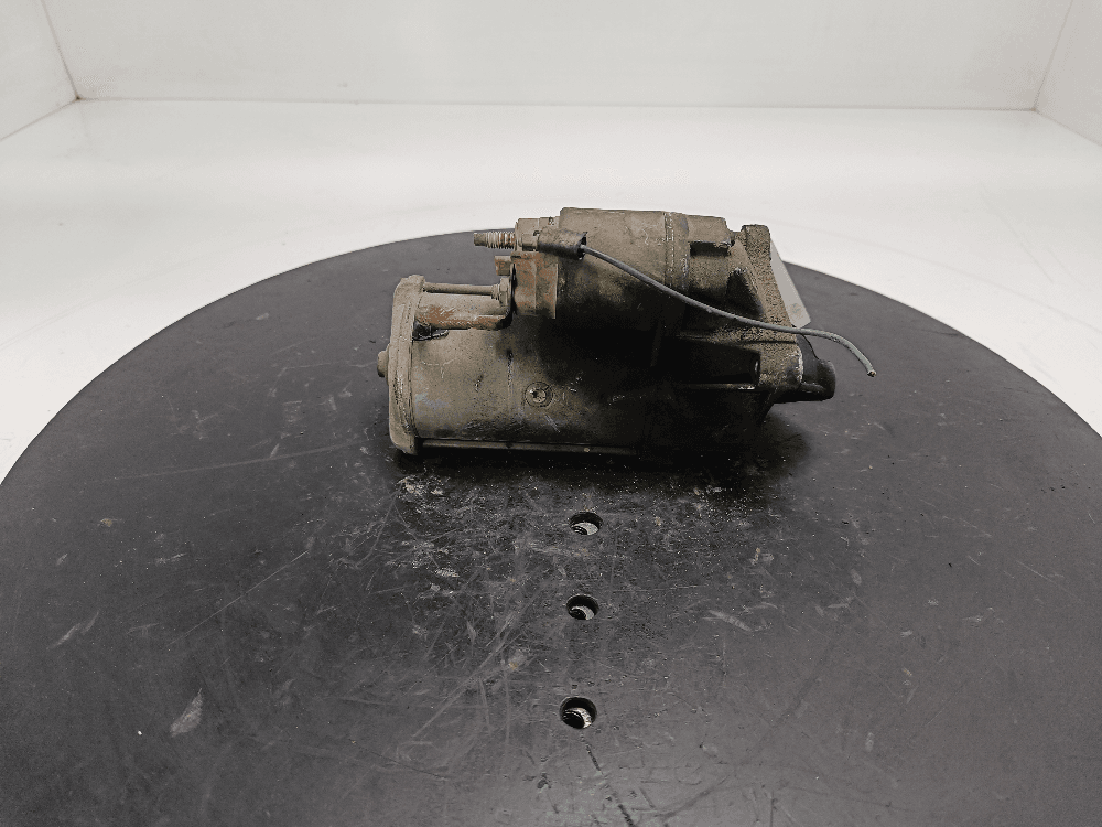 Стартер к Renault Laguna 2 (01-05)