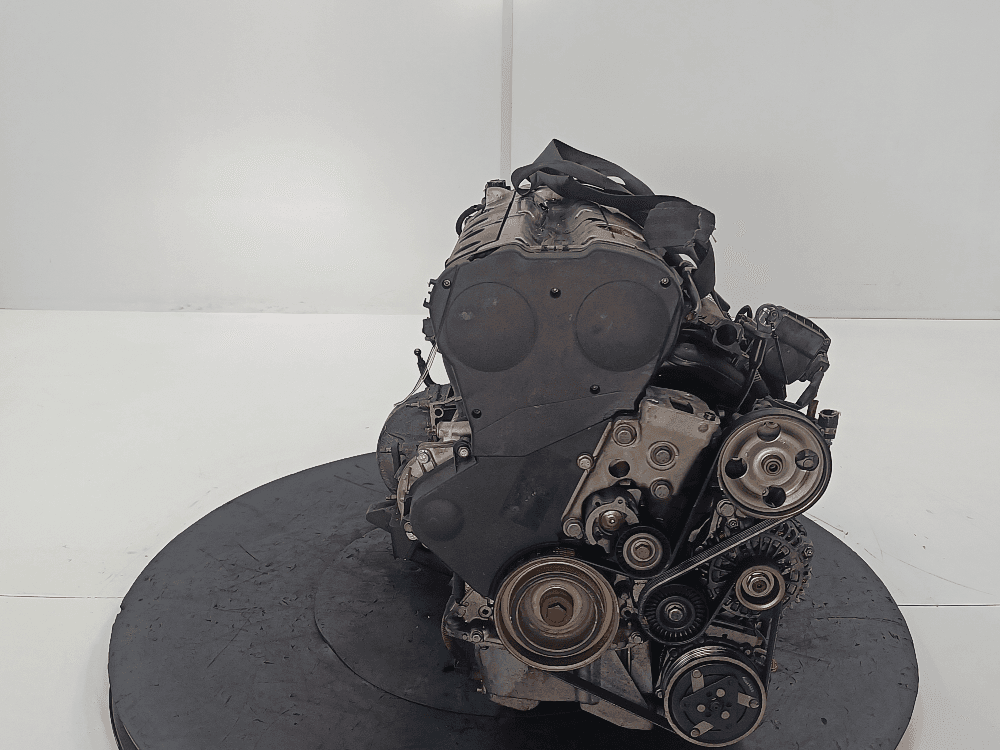 Двигатель к Citroen C5 1 (01-04)