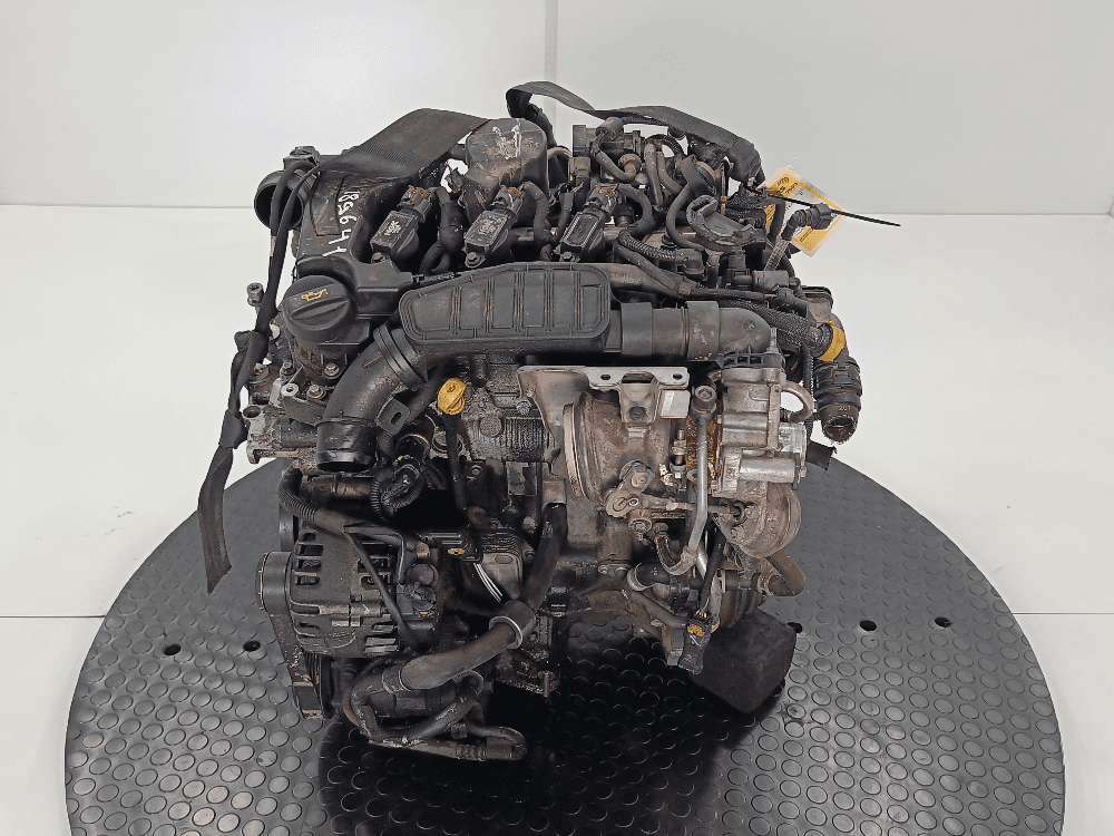 Двигатель к Peugeot 308 2 (13-17)