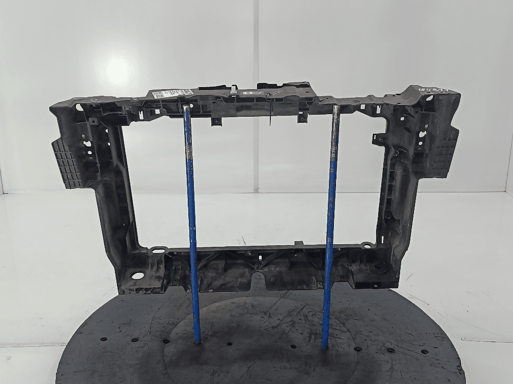Передняя панель крепления облицовки (телевизор) к Mazda CX7 (06-09)