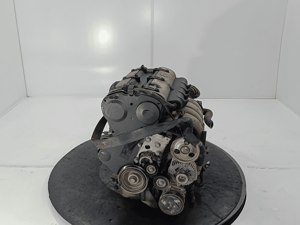 Двигатель к Citroen C4 1 (04-08)