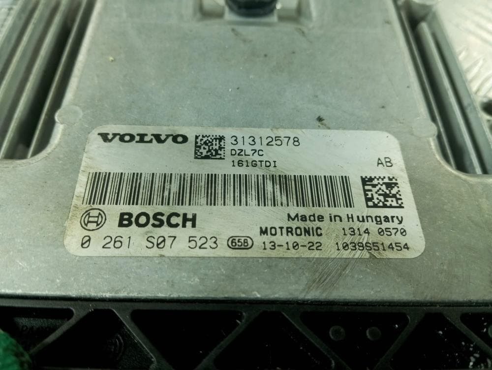 Блок управления двигателем к Volvo S60 2 (10-13)