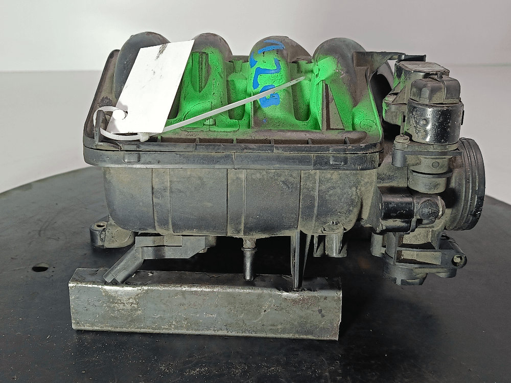 Коллектор впускной к Citroen Saxo 1 Рестайлинг (99-04)