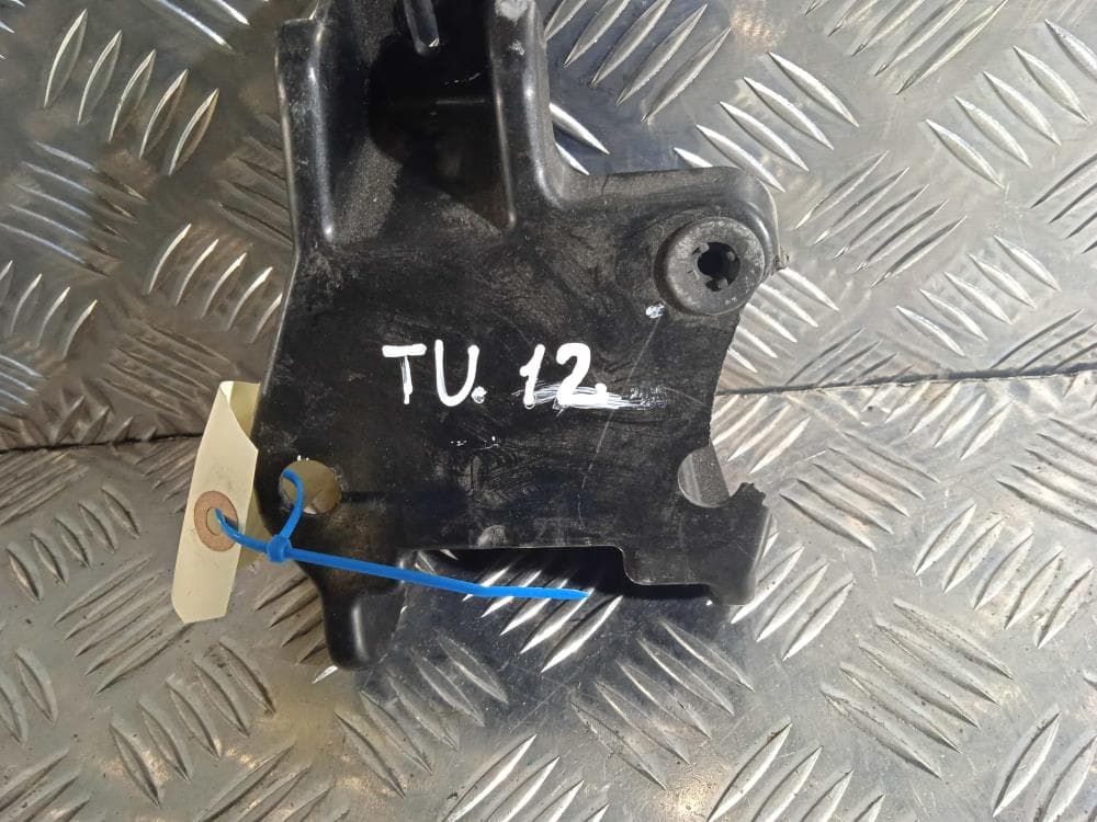 Кронштейн к Tesla Model X (15-21)