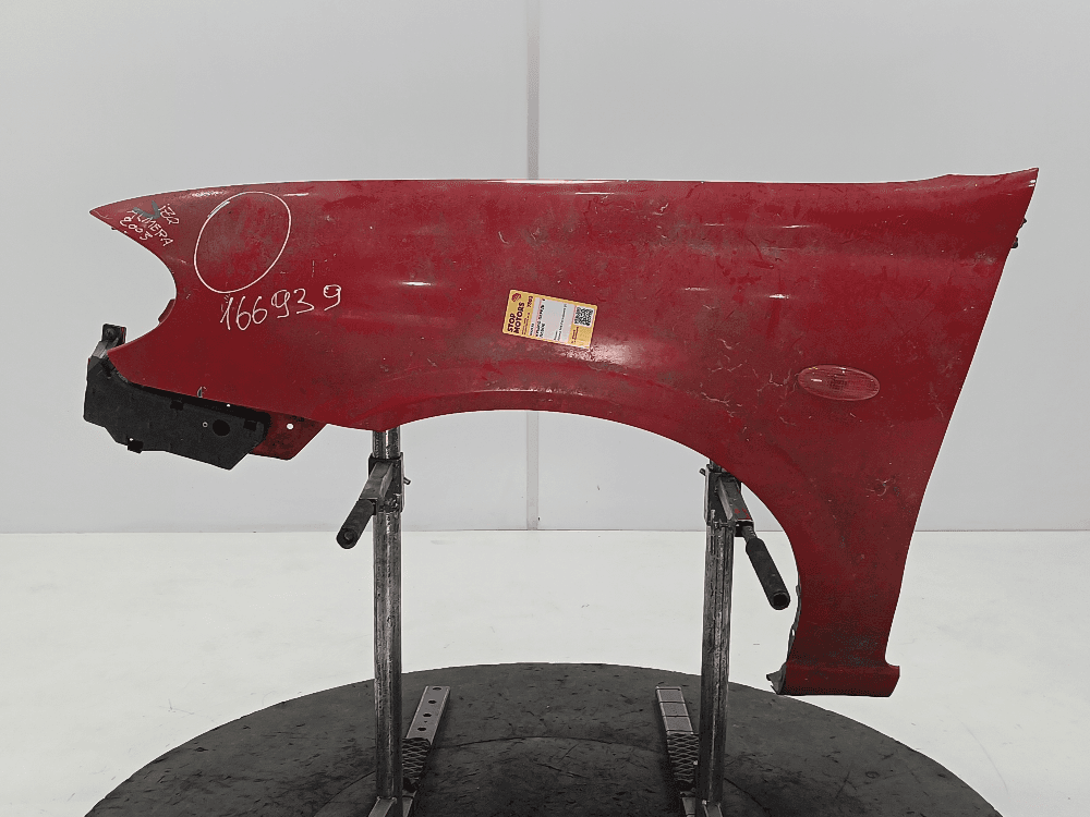 Крыло переднее левое к Nissan  Almera N16 Рестайлинг (03-06)