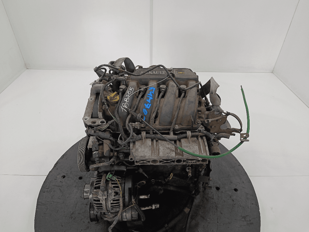 Двигатель к Renault Laguna 2 (01-05)