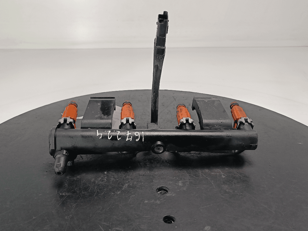 Топливная рампа к Peugeot 206 1 Рестайлинг (02-09)