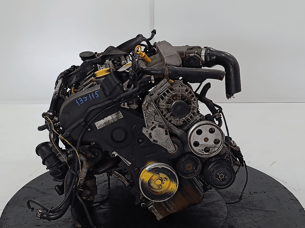 Двигатель к Audi A4 B7 (04-09)