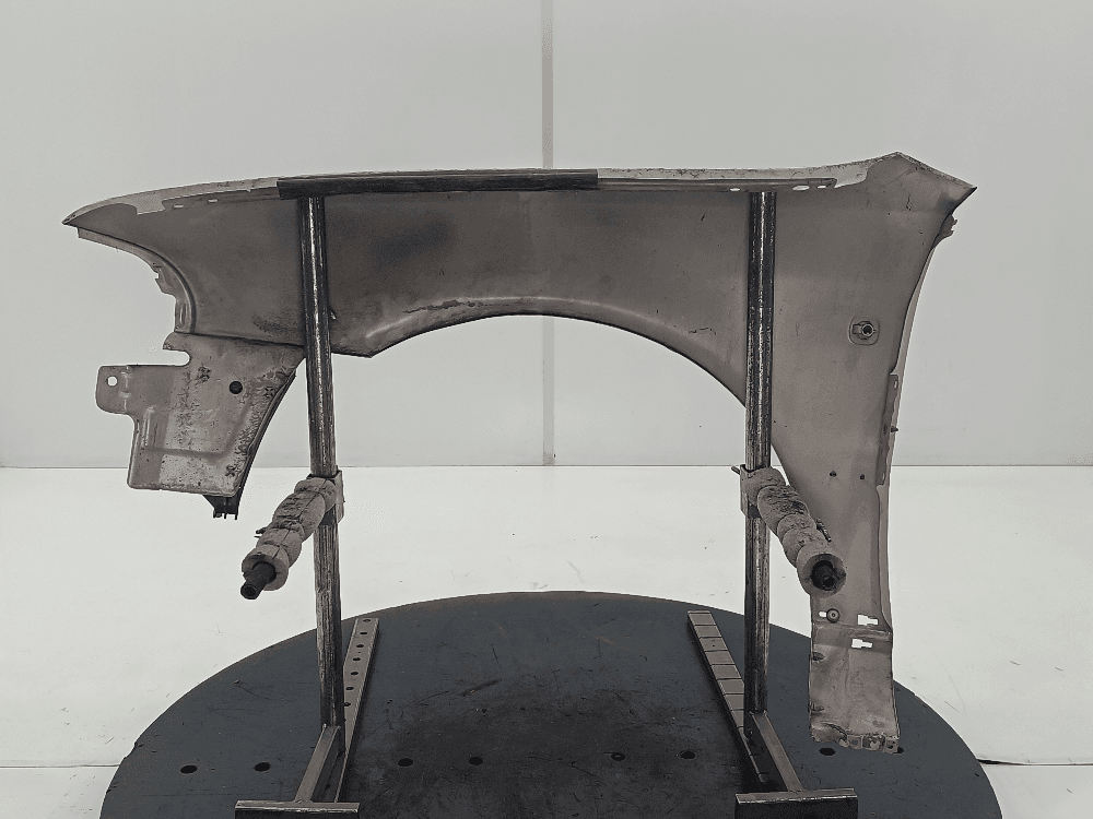 Крыло переднее правое к Audi A4 B5 (94-99)