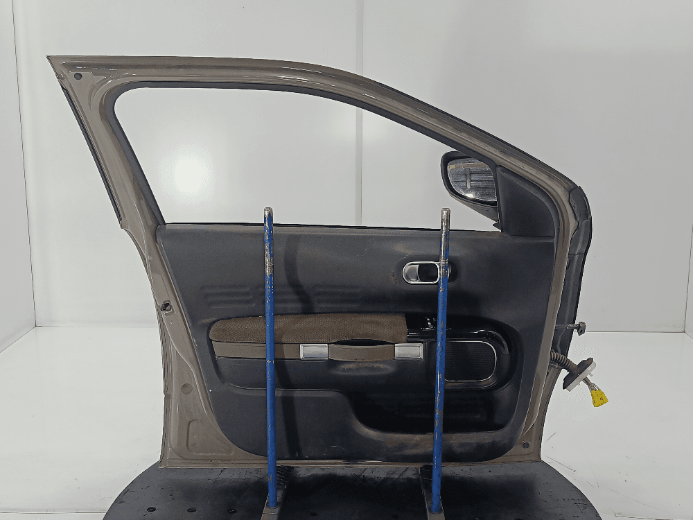 Дверь передняя левая к Citroen C4 Cactus (14-17)