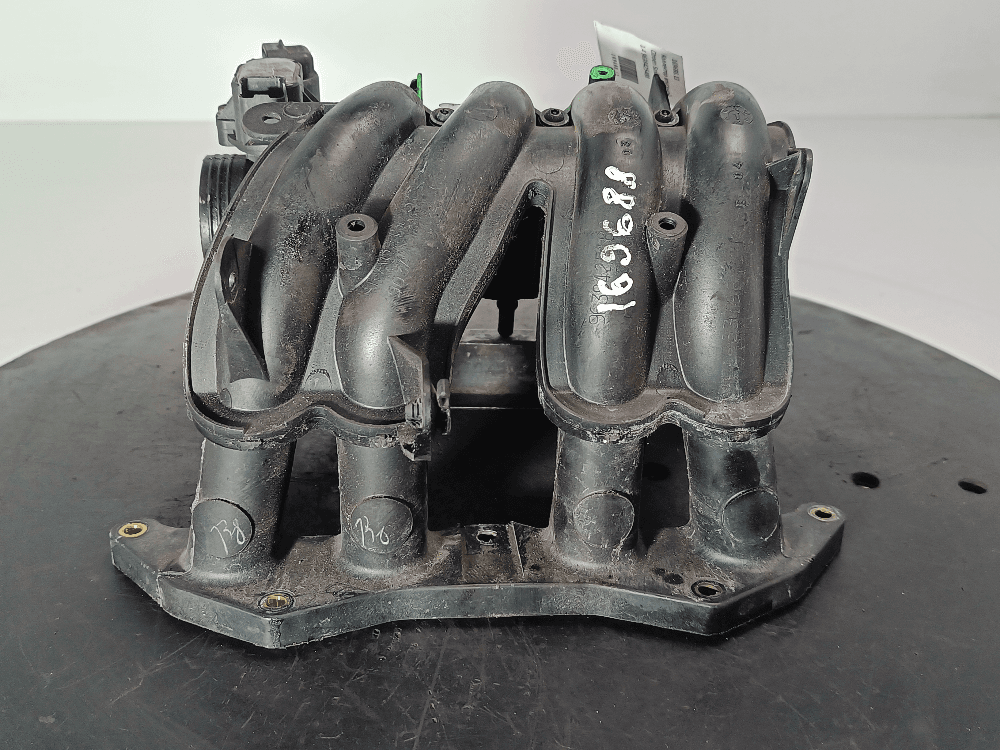 Коллектор впускной к Citroen Saxo 1 Рестайлинг (99-04)