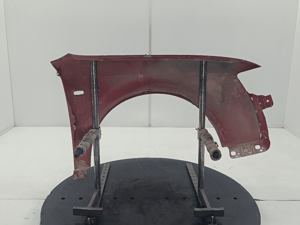 Крыло переднее левое к Audi A4 B6 (01-05)