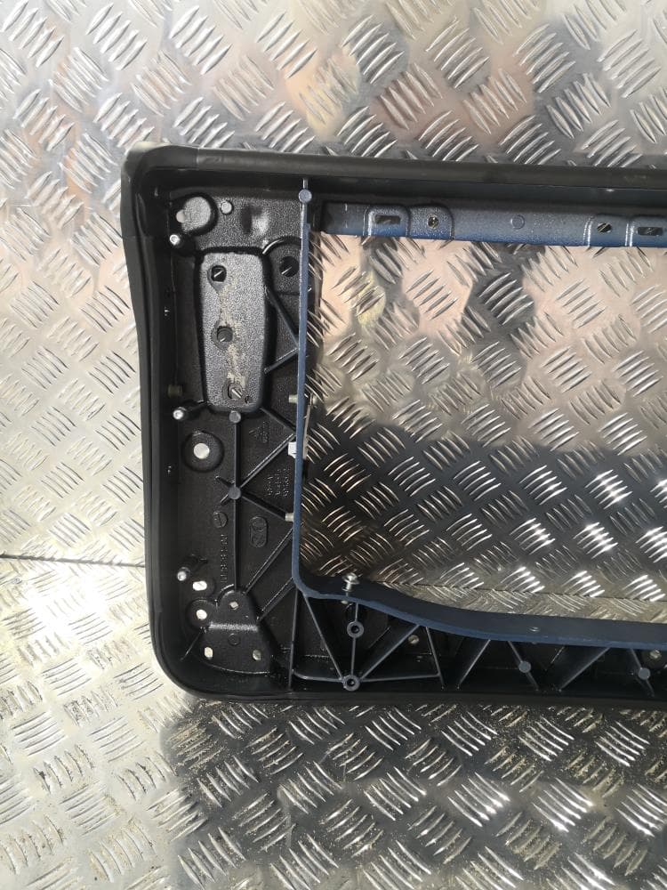 Прочая запчасть к Tesla Model X (15-21)