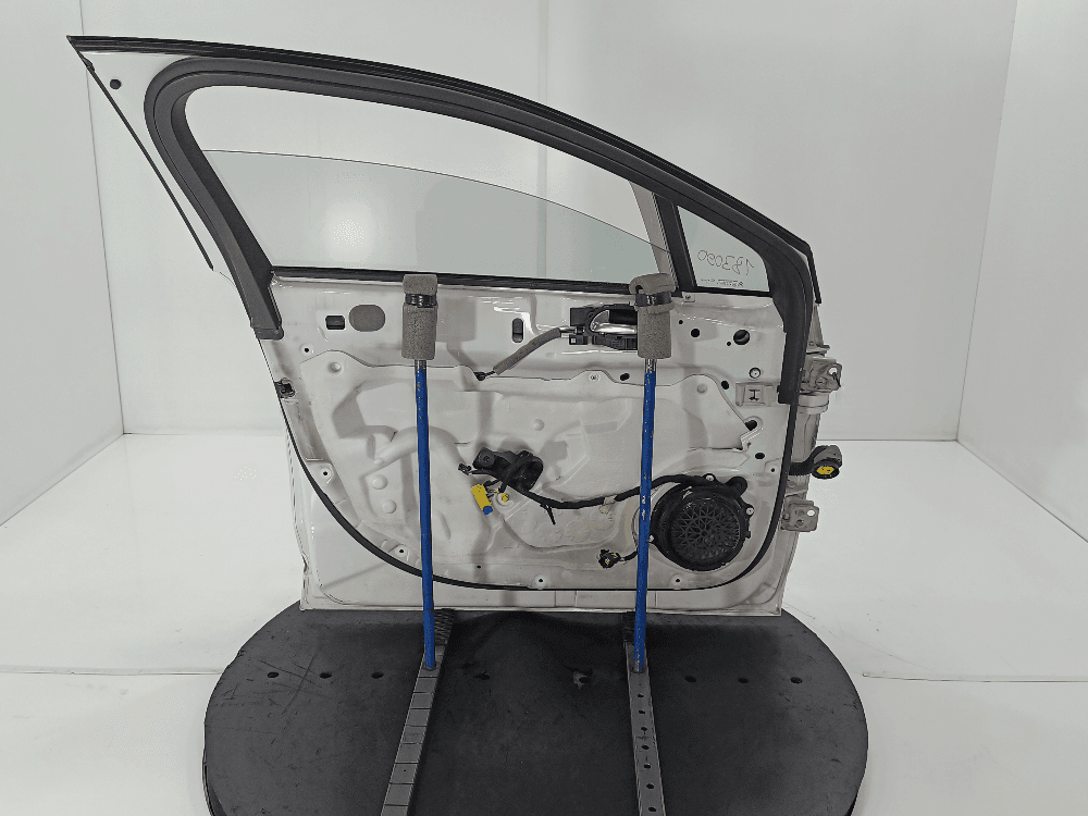 Дверь передняя левая к Citroen C5 2 (08-16)