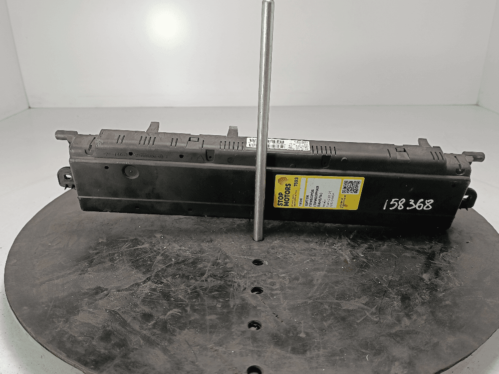 Щиток приборов (приборная панель) к Renault Scenic 2 (03-06)