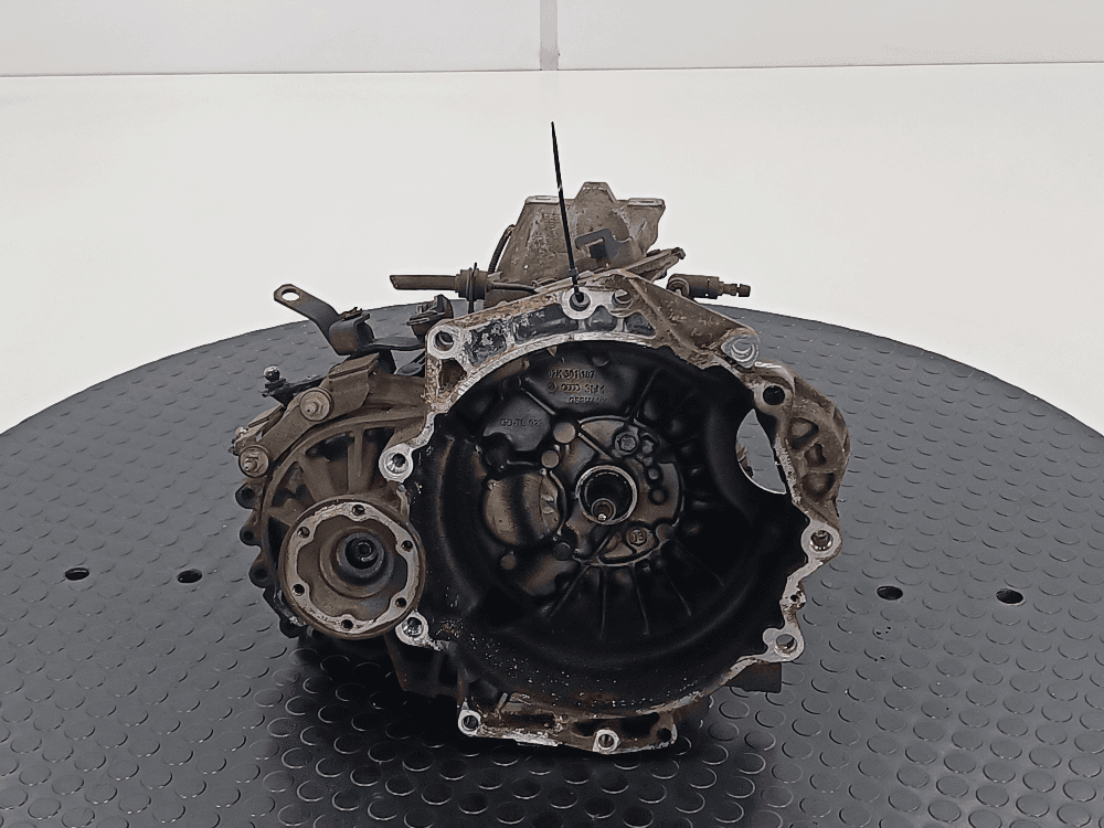 КПП механическая (МКПП) к Volkswagen Golf 4 (97-06)