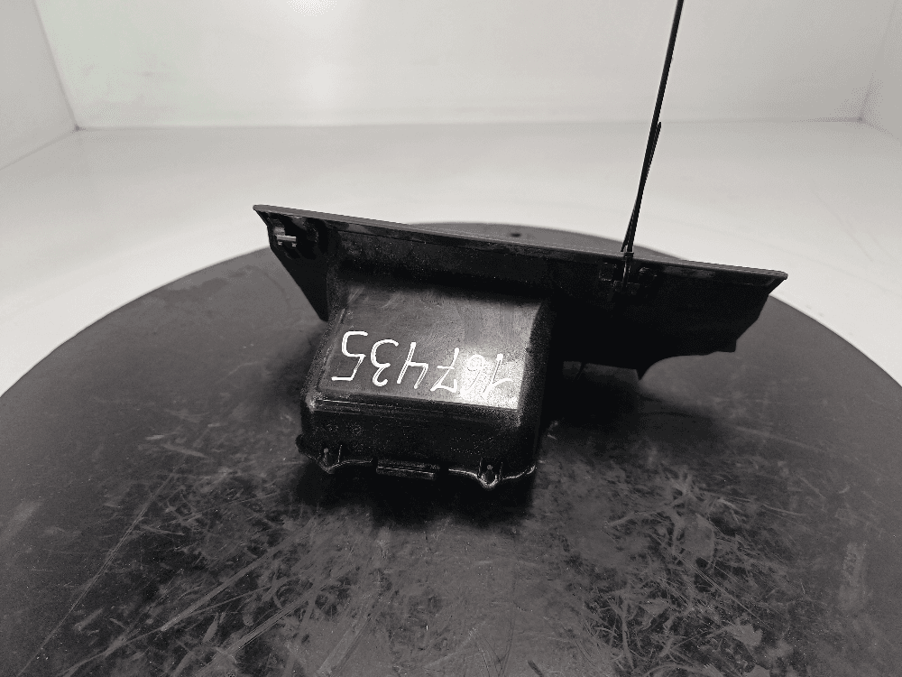 ΠΠ°ΠΊΠ»Π°Π΄ΠΊΠ° Π΄Π΅ΠΊΠΎΡΠ°ΡΠΈΠ²Π½Π°Ρ Π½Π° ΡΠΎΡΠΏΠ΅Π΄ΠΎ ΠΊ Volkswagen Touareg 3 (18-24)