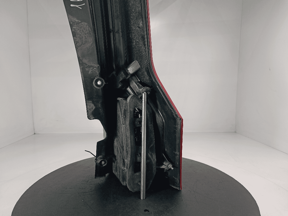 Фонарь задний левый к Citroen C4 Picasso 1 (06-13)