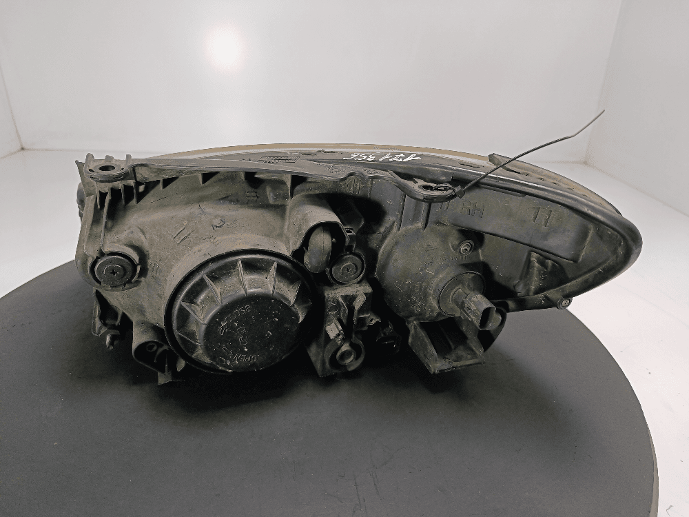 Фара правая к Kia Cerato 1 (03-06)