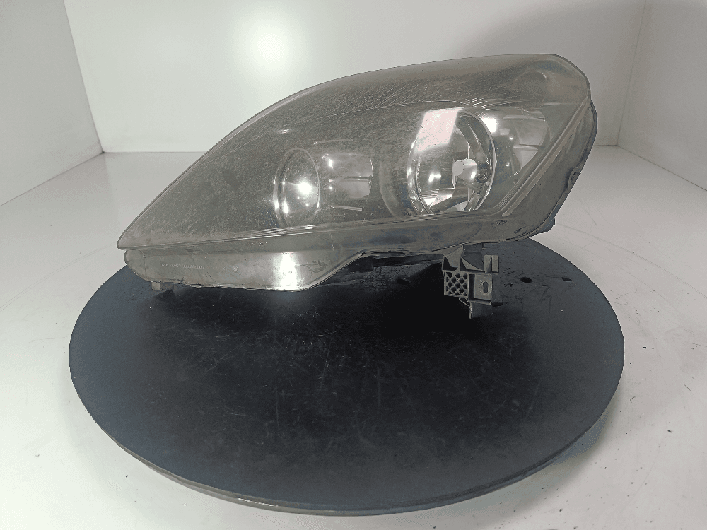 Фара левая к Opel Zafira B (05-10)