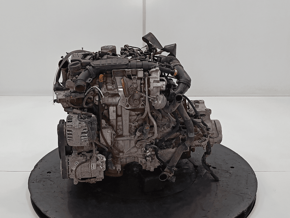 Двигатель к Citroen C4 Cactus (14-17)