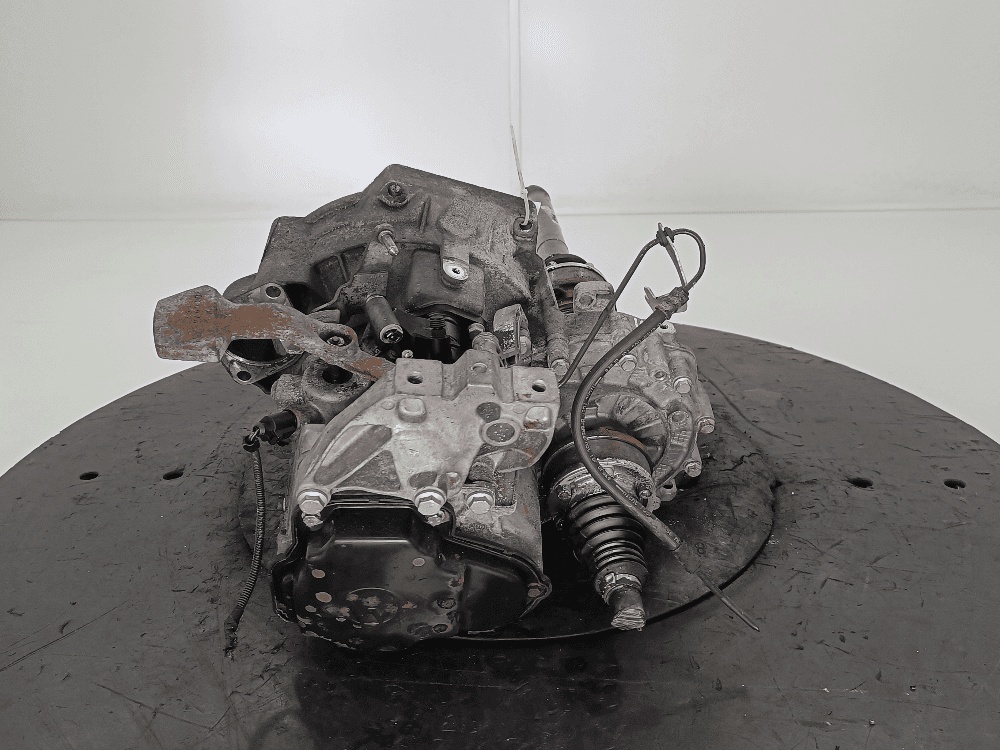 КПП механическая (МКПП) к Volkswagen Golf 5 (03-09)