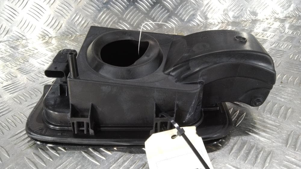 Лючок топливного бака к Jeep Grand Cherokee WL (21-24)