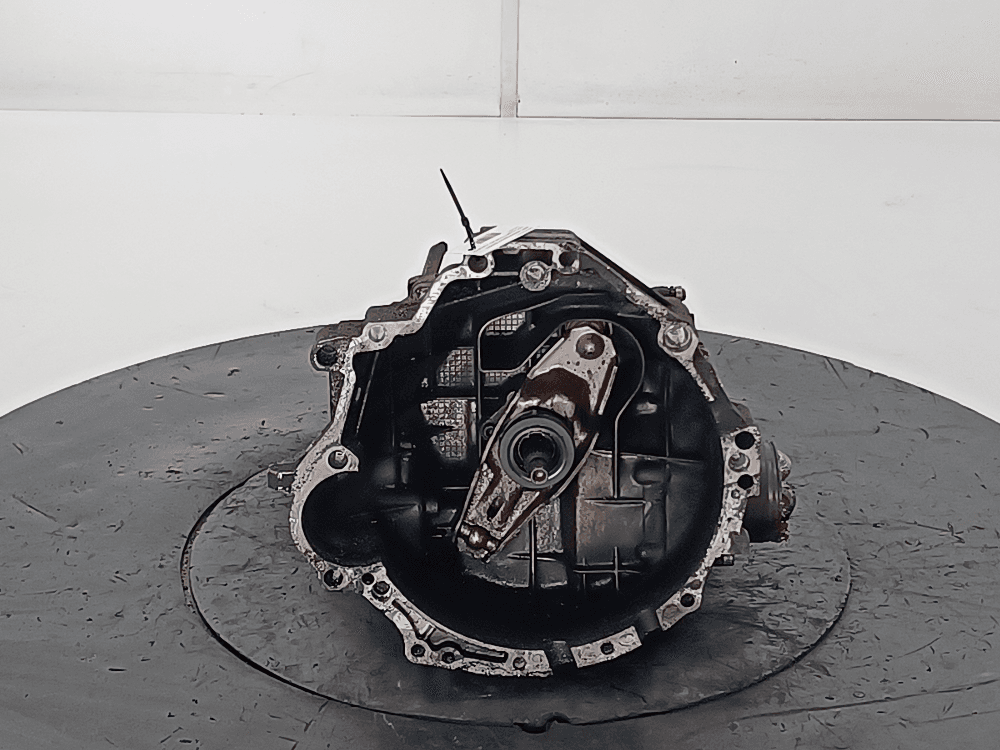 КПП механическая (МКПП) к Volkswagen Passat B5+ Рестайлинг (00-05)