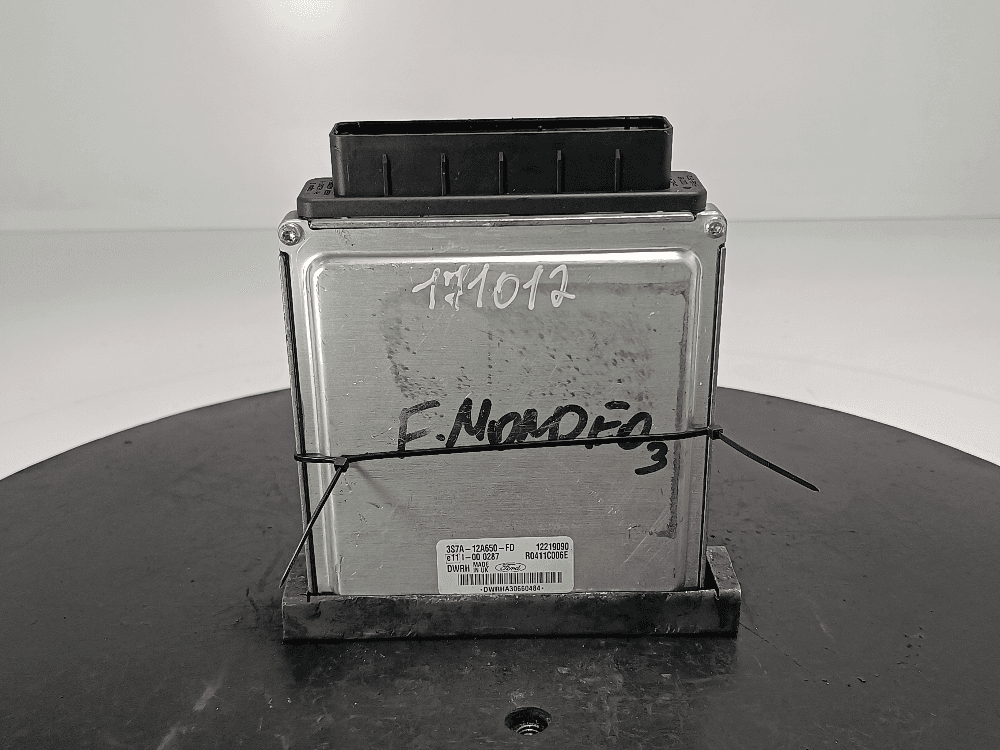 Блок управления двигателем к Ford Mondeo 3 Рестайлинг (03-07)