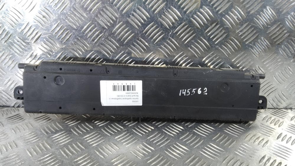 Щиток приборов (приборная панель) к Renault Scenic 2 (03-06)
