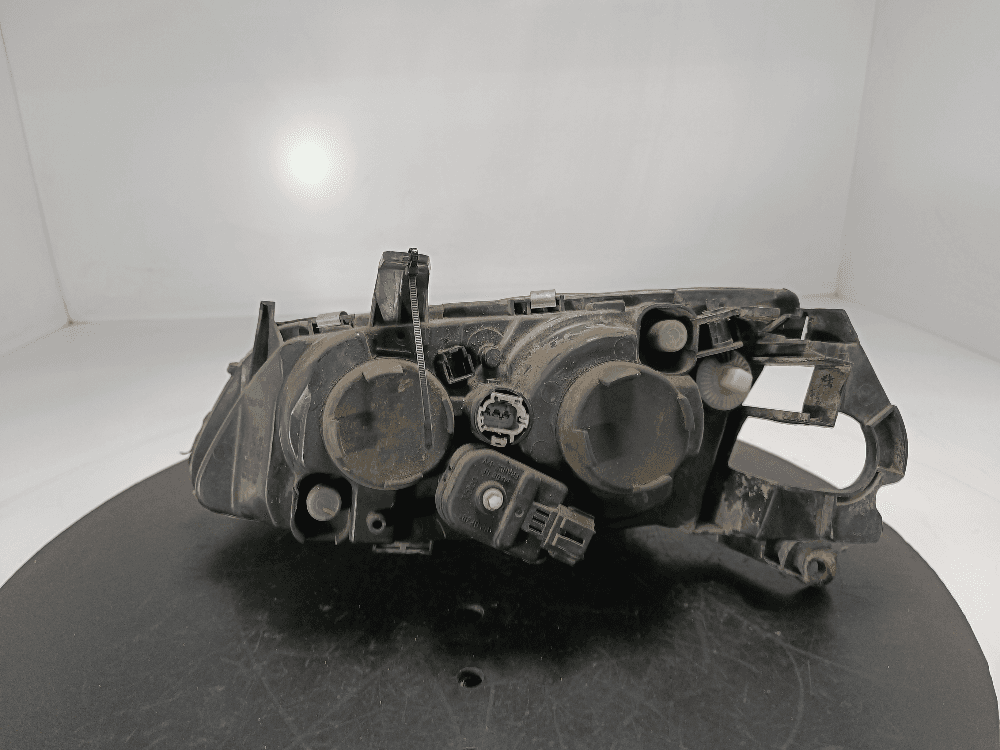 Фара правая к Nissan Almera N16 Рестайлинг (03-06)