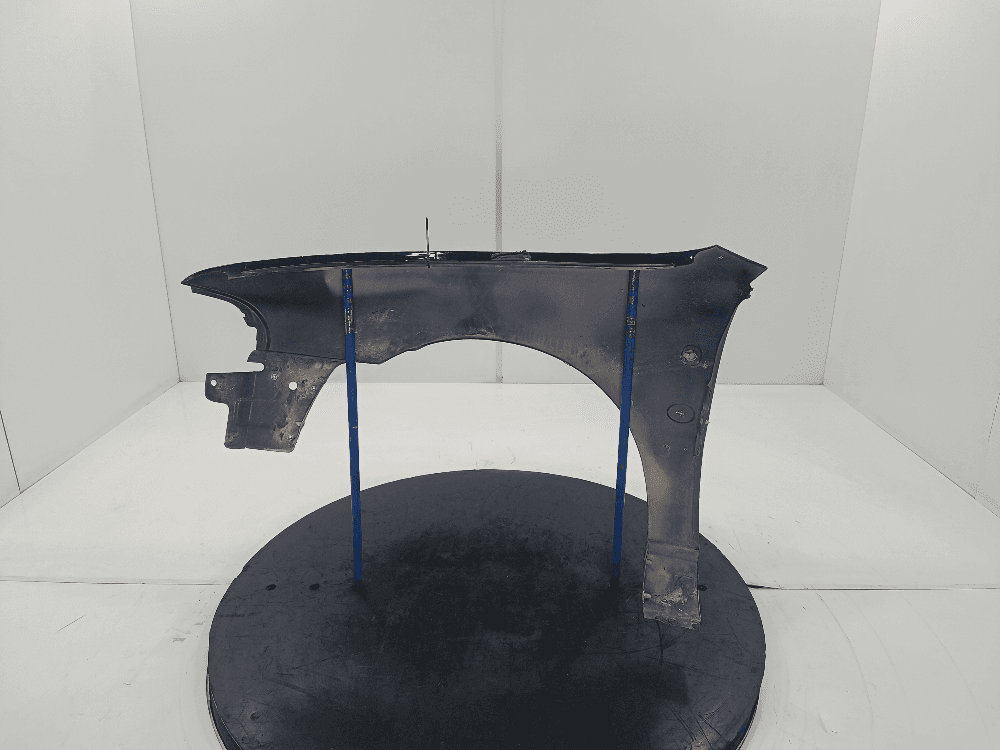 Крыло переднее правое к Audi A4 B5 (94-99)