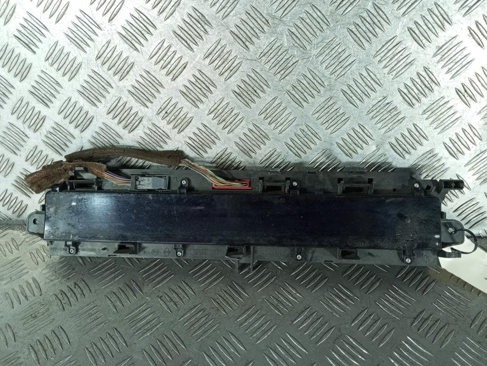 Щиток приборов (приборная панель) к Renault Scenic 2 (03-06)