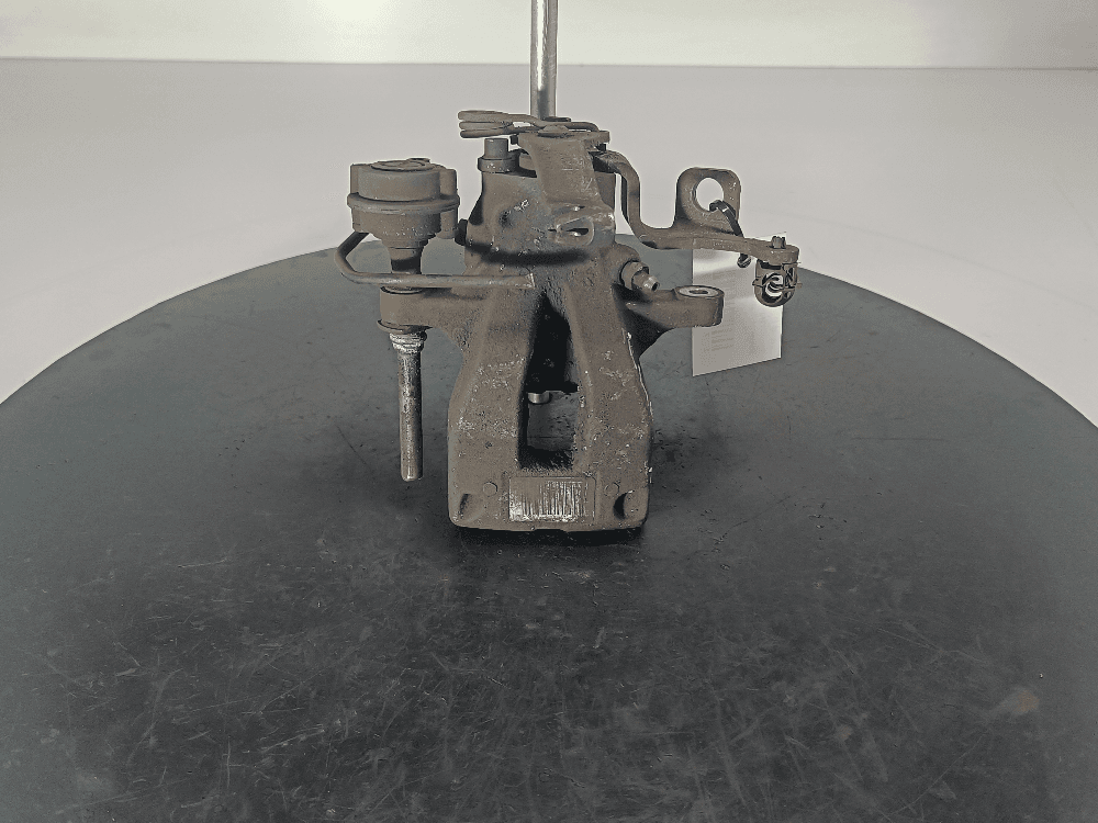 Суппорт задний правый к Citroen C4 Picasso 1 (06-13)