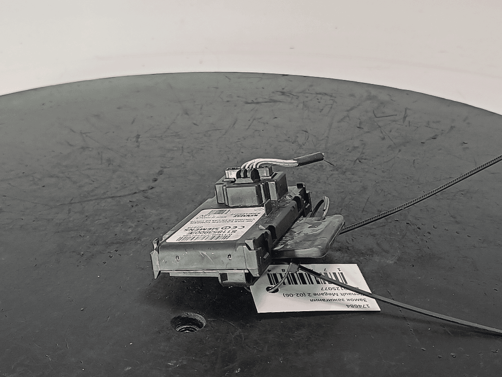 Замок зажигания к Renault Megane 2 (02-06)