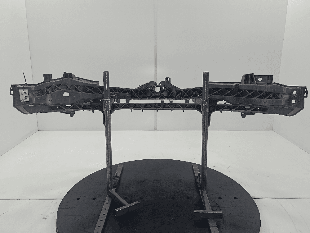 Передняя панель крепления облицовки (телевизор) к Ford C-Max 1 (03-07)